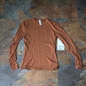 Lululemon Nulu Crewneck Long Sleeve M